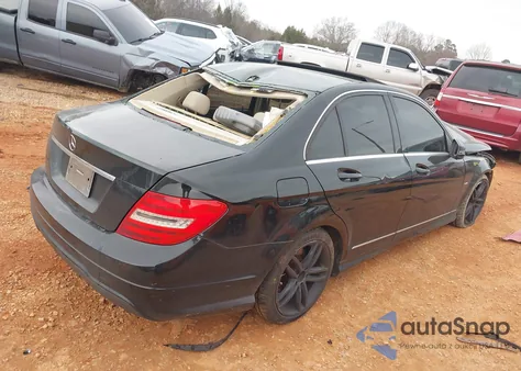 2012 Mercedes-Benz C 250 Sport из США, поврежденный, VIN WDDGF4HB3CR216232